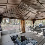 Spacious Retreat - Outdoor Oasis Games And More