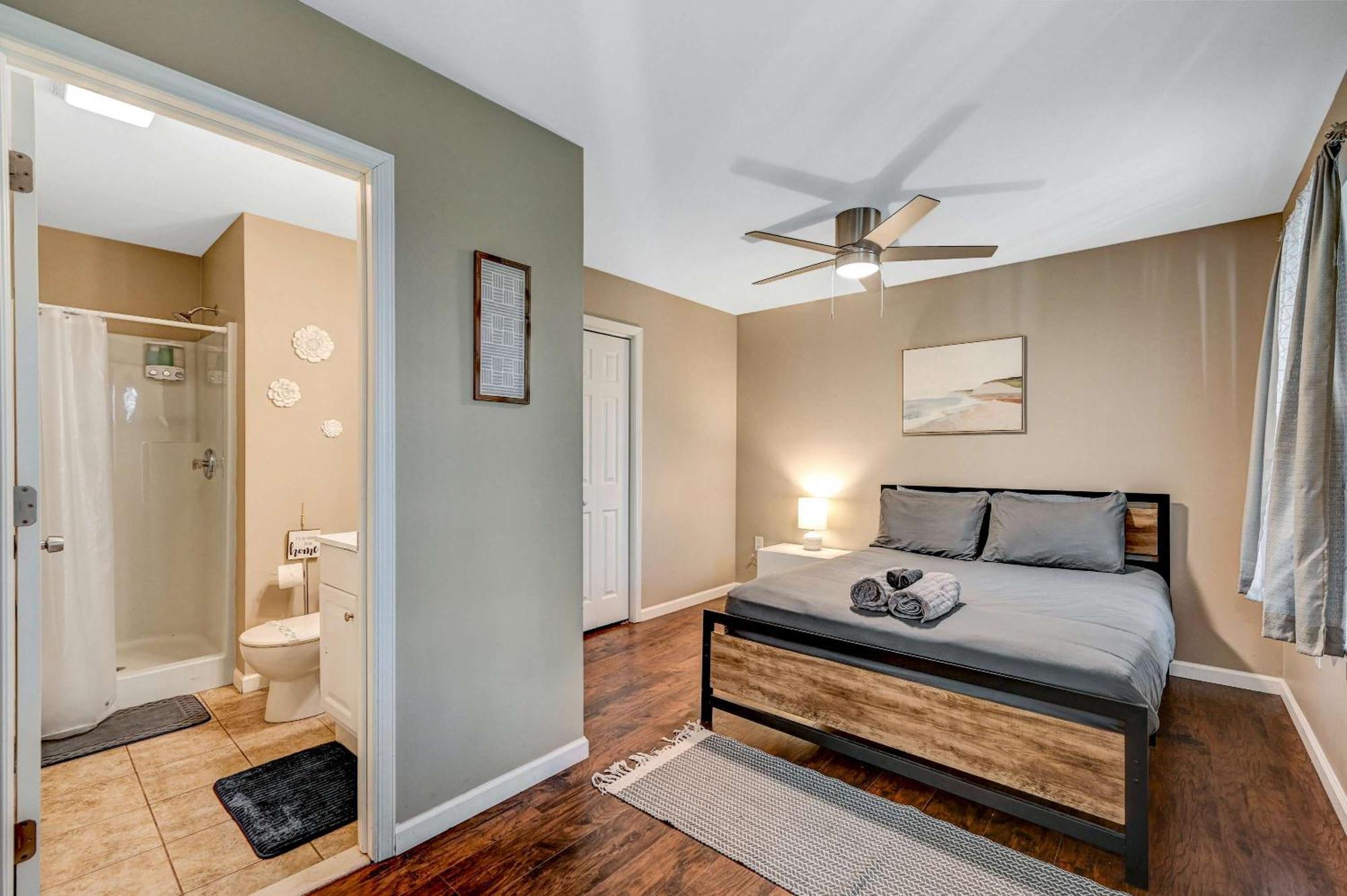 Spacious Retreat - Outdoor Oasis Games And * Blakeslee