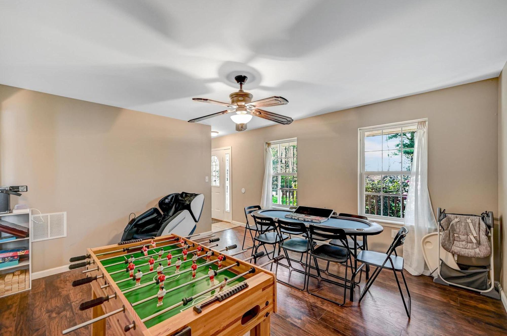 Holiday home Spacious Retreat - Outdoor Oasis Games And *