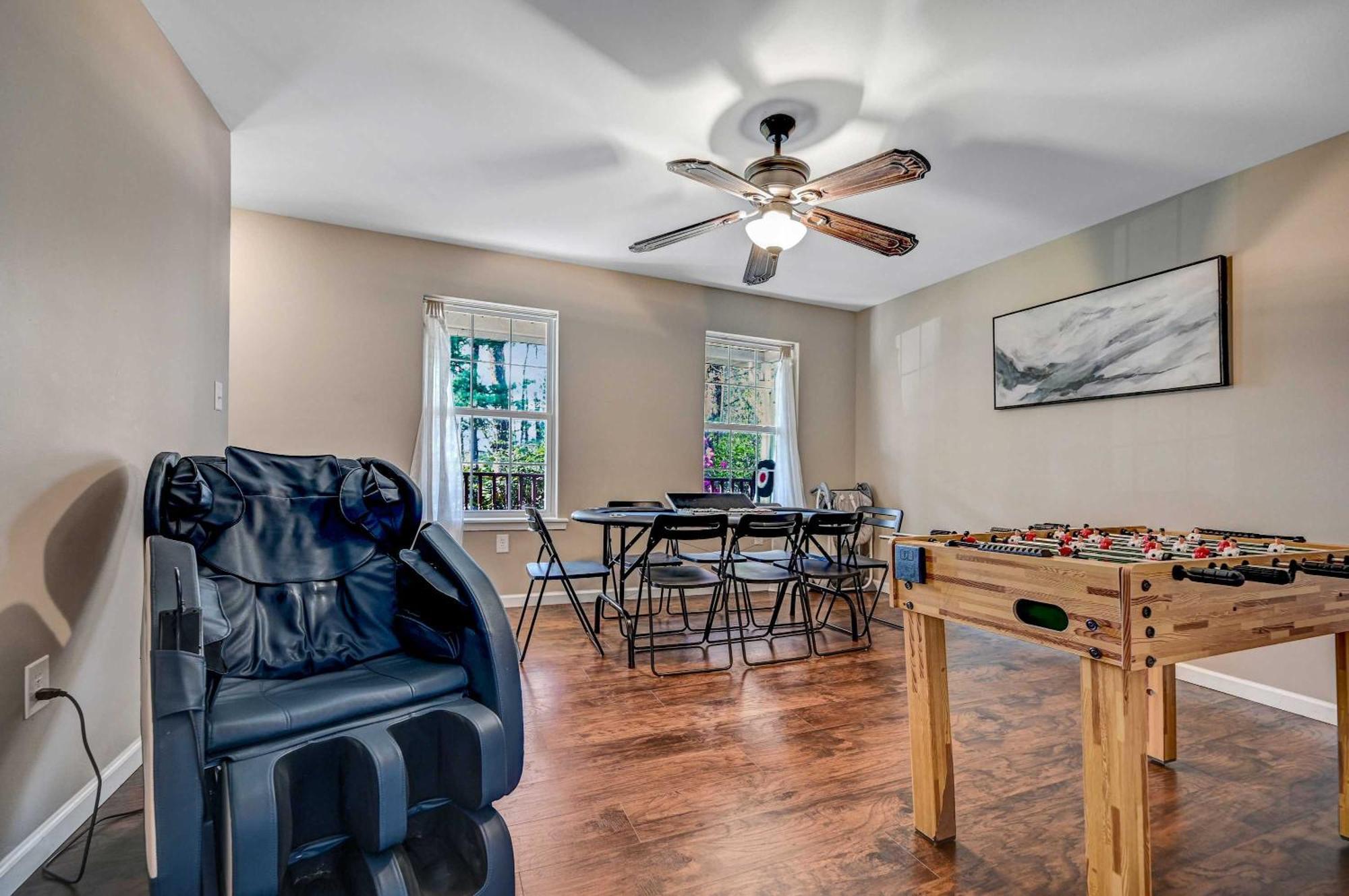 Holiday home Spacious Retreat - Outdoor Oasis Games And Blakeslee